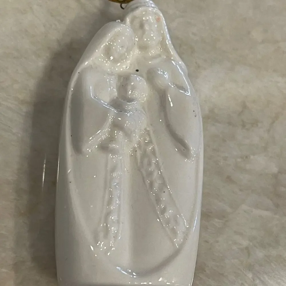 Porcelain Christmas white ornament nativity 3